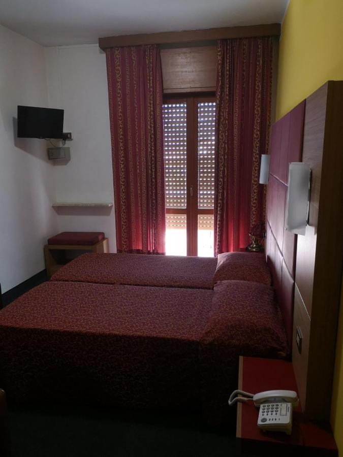Hotel Alpi Malcesine Cameră foto
